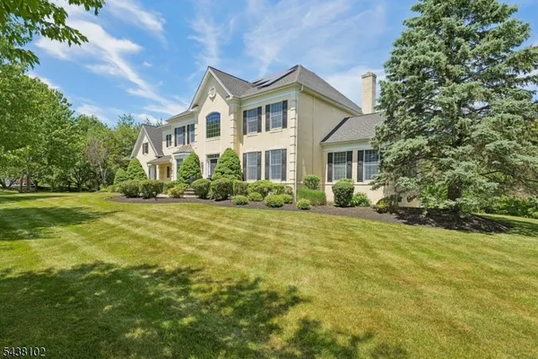143 VAN ZANDT RD
