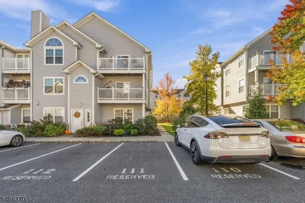 17 SPRINGBROOK RD