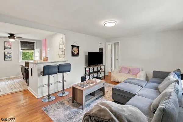 1705 WOOD AVE C2