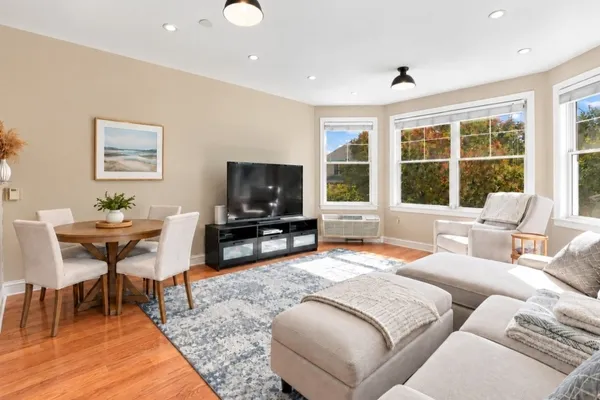 40 CONSTITUTION WAY 201
