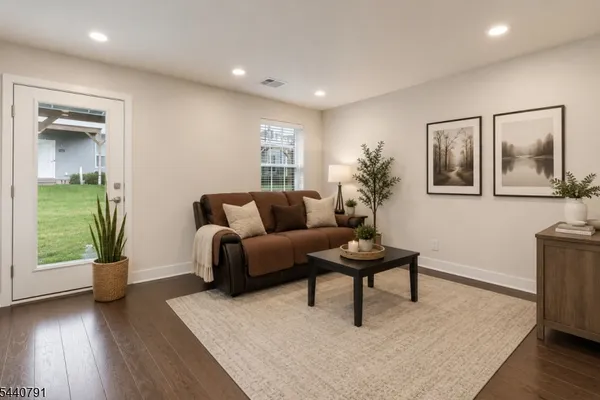 309 SARATOGA CT