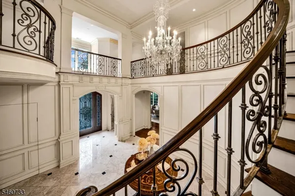 14 GRASMERE CT