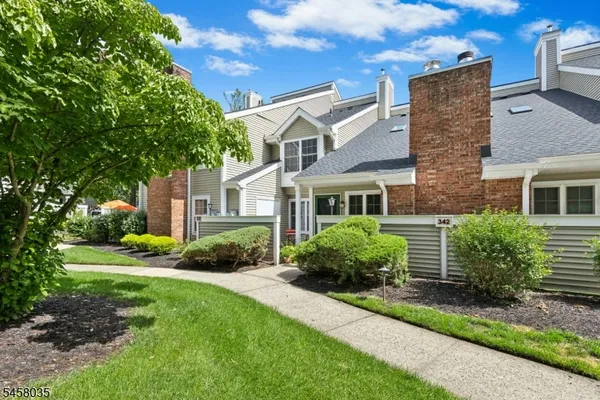 342 GREENBRIAR-6