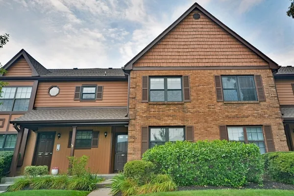29 BARCLAY CT