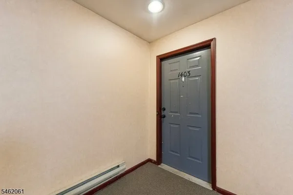 1403 STONERIDGE CIR