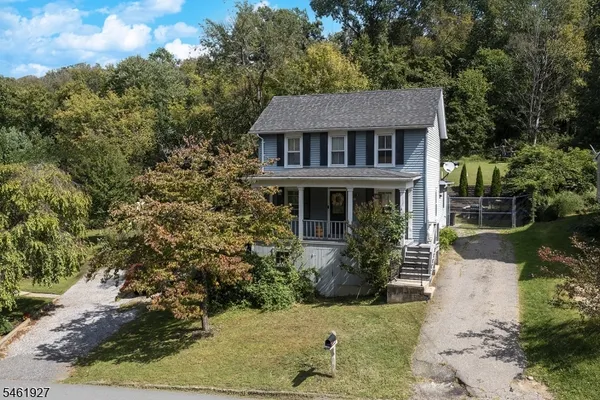 67 MINE HILL RD