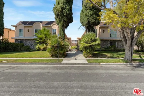 5329 AGNES AVE