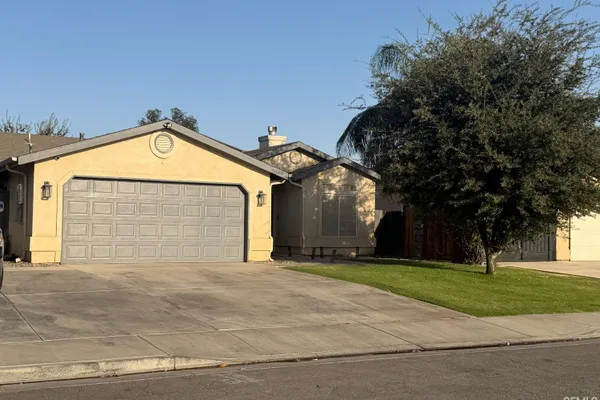 7008 KINGS FOREST CT
