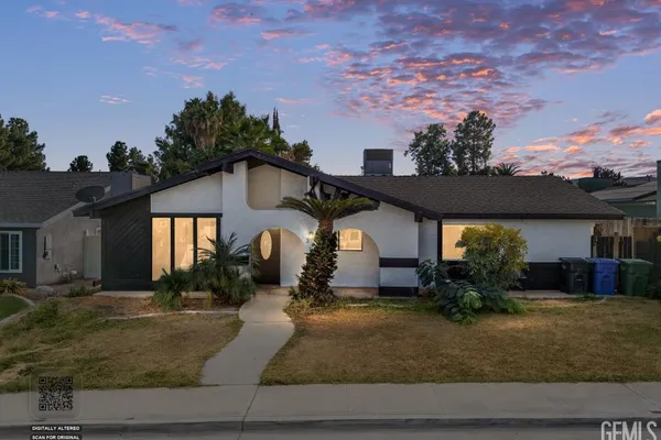 329 PINE DR