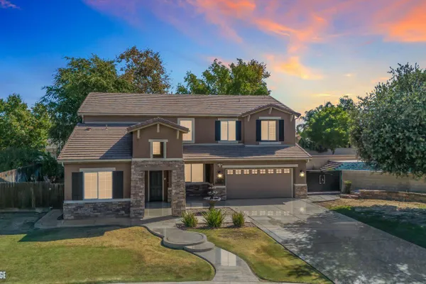 920 SAUVIGNON ST