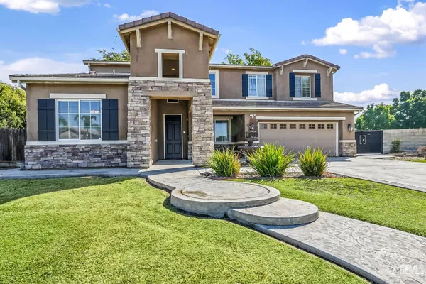 920 SAUVIGNON ST