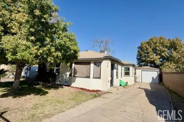 316 LLOYD ST