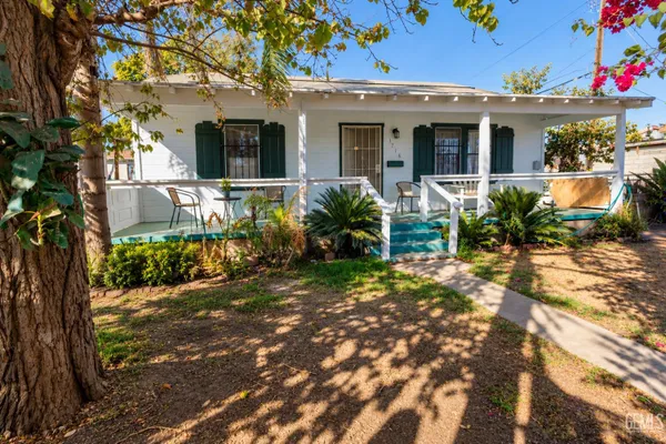 1716 ROSE MARIE DR