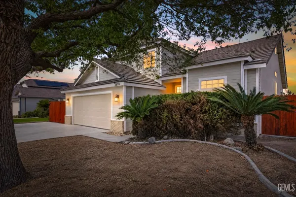 3910 OCEAN BREEZE AVE