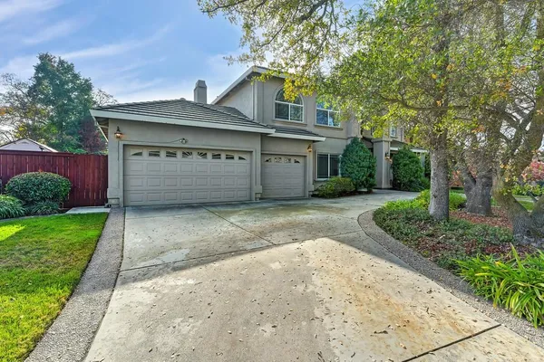 4310 ROLLING OAKS DR