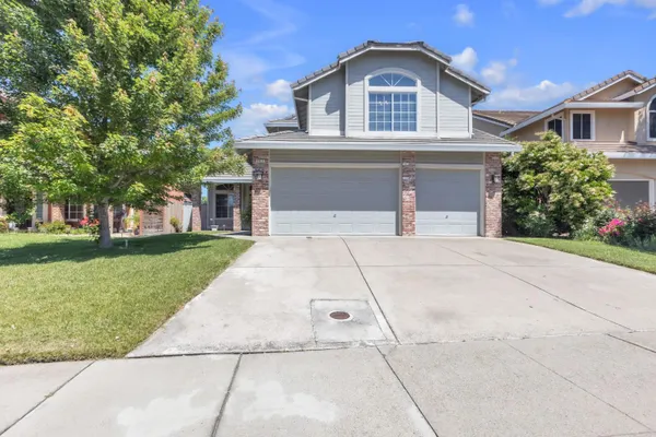 3923 GARMISCH CT