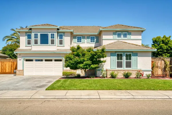 426 S HIGHLAND AVE