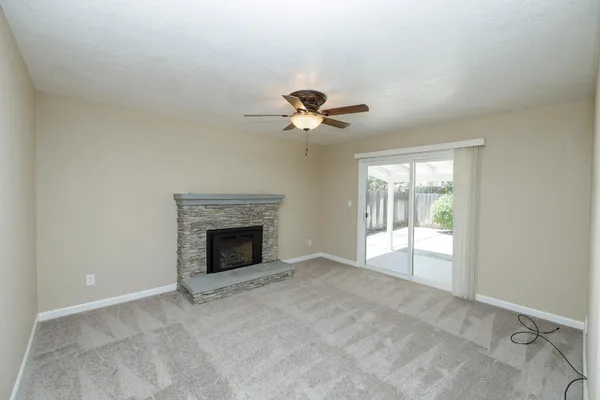 3129 OTIS AVE
