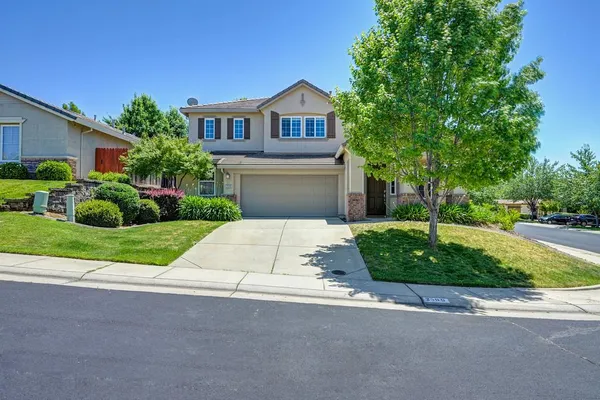 2599 VAQUERO VISTA DR
