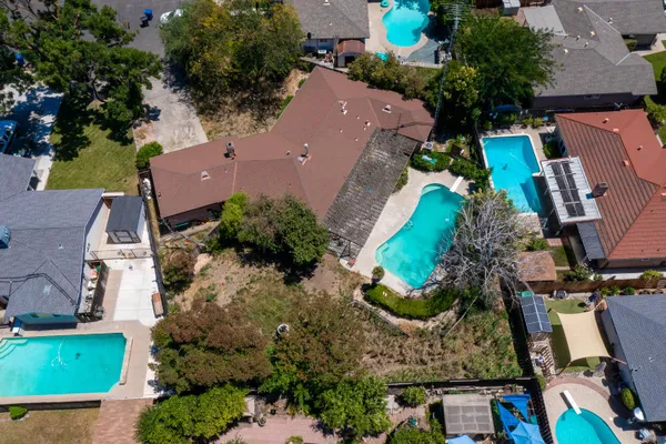1221 MIST FLOWER CT