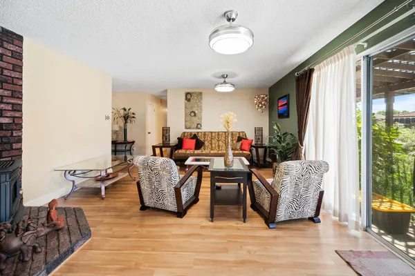 1221 MIST FLOWER CT