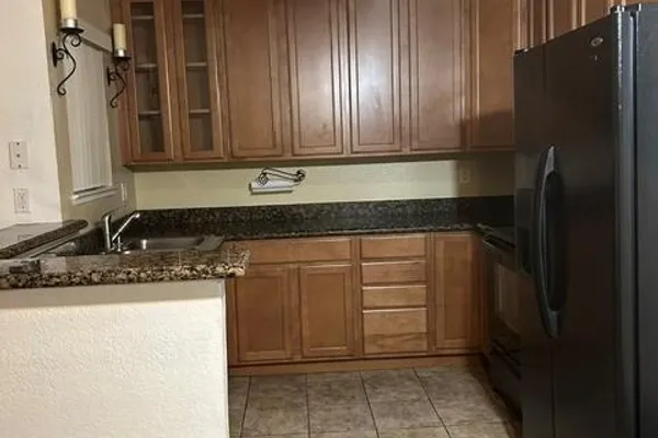 3715 TALLYHO DR 32