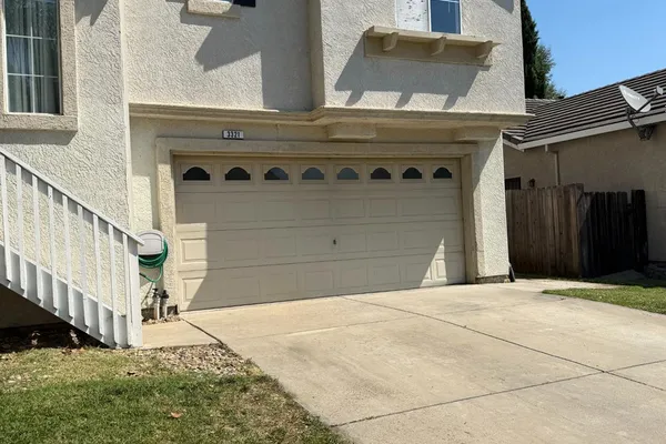 3321 GABLE CT