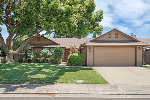18966 ARROWHEAD DR