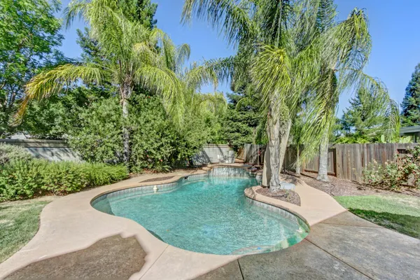 1792 SAN ESTEBAN CIR