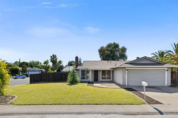 3410 JUTEWOOD CT