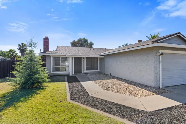 3410 JUTEWOOD CT