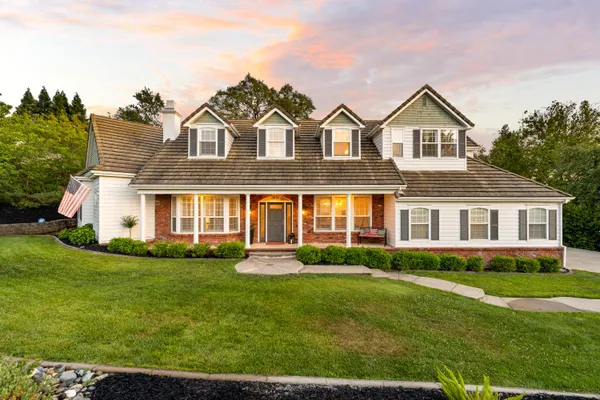 2400 HIGHLAND HILLS DR