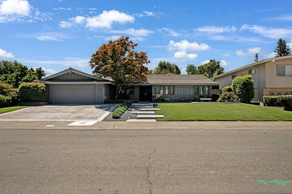 6685 ARBOGA WAY