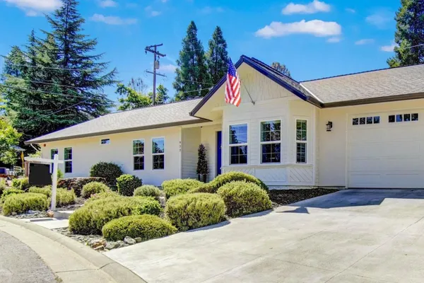 933 MONICA WAY