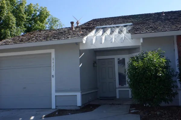 8425 VINTAGE PARK DR