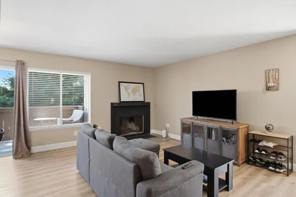 3700 TULLY RD 48