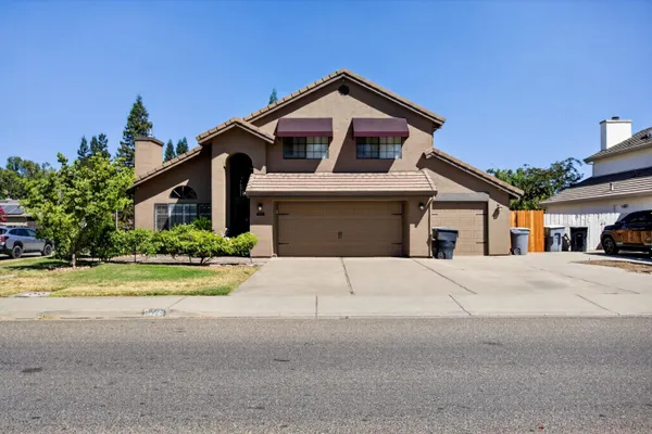 822 RIVER AVE