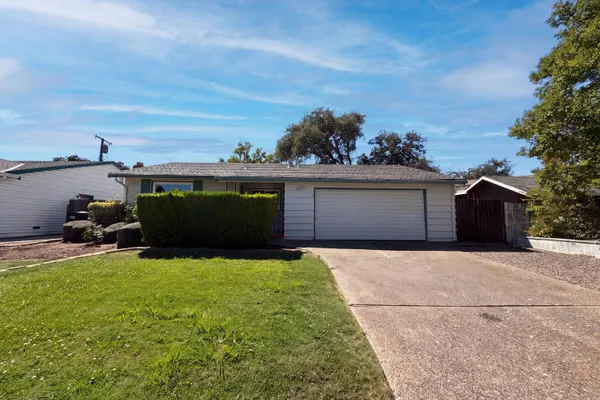 9630 BEACHWOOD DR