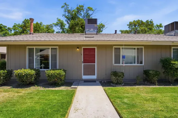 617 W GRANGER AVE 14