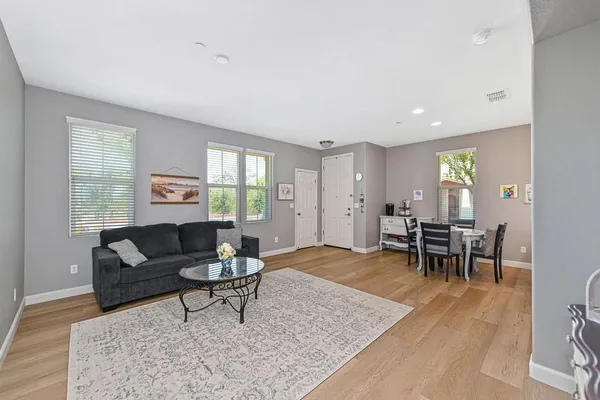 214 BLOSSOM ROCK LN 38
