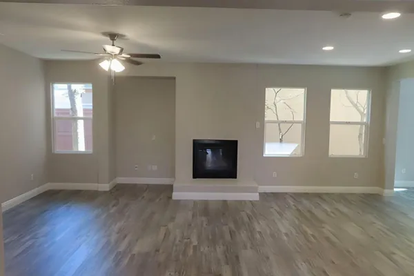 2122 STERLING DR 52