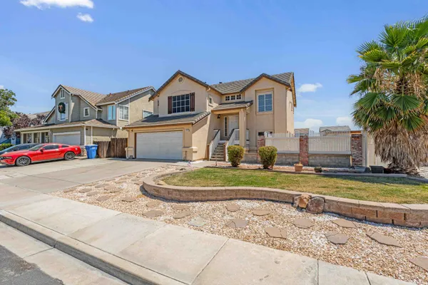 2413 HALYARD WAY