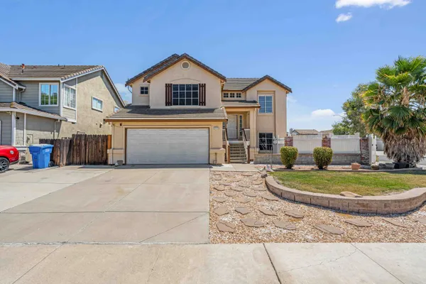 2413 HALYARD WAY