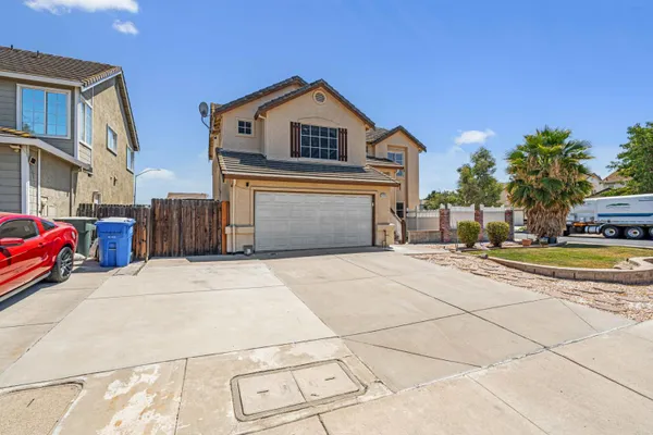 2413 HALYARD WAY