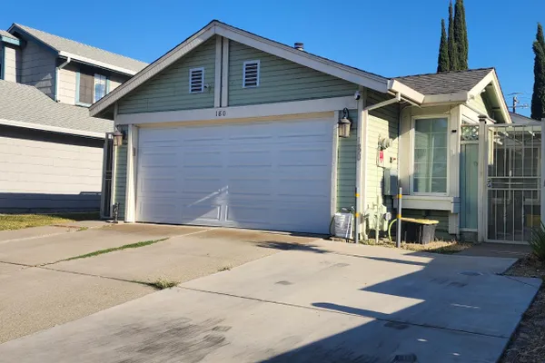 180 HAWTHORNE DR
