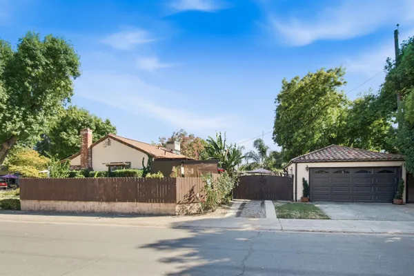 86 AIKEN WAY