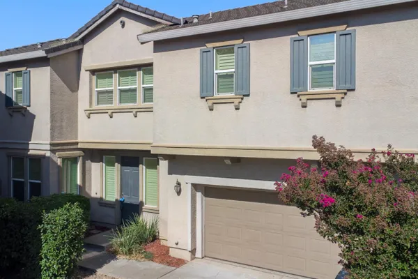 1881 ALICE WAY