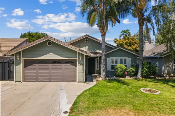 269 E CENTURY BLVD