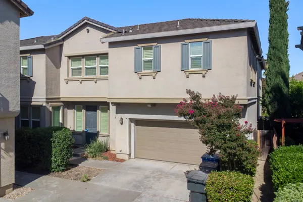 1881 ALICE WAY