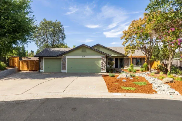 2117 CARRILLO CT